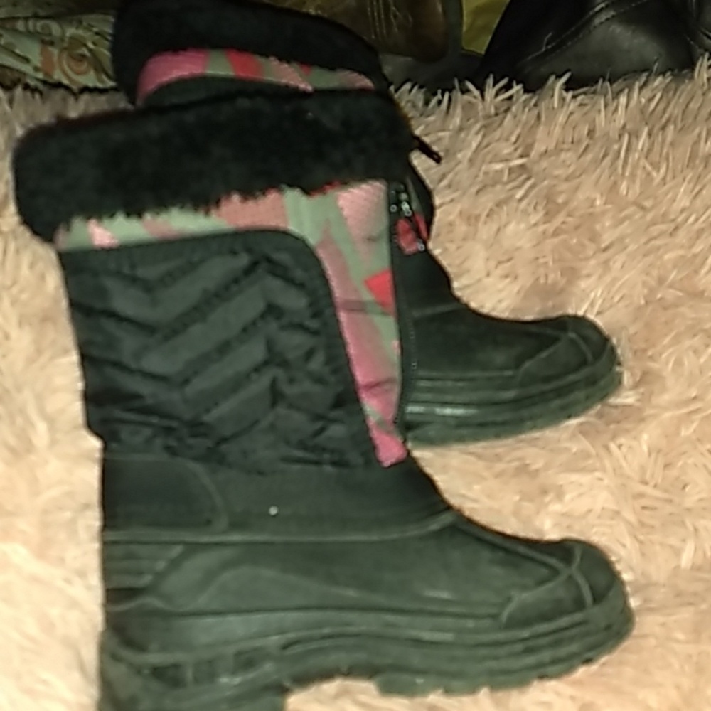 Boot's very warm !